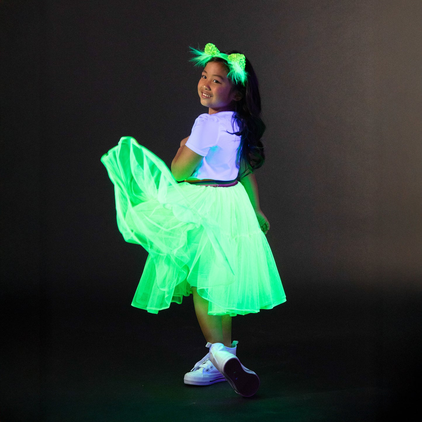 A Leading Role Child Long Green Glow Skirt
