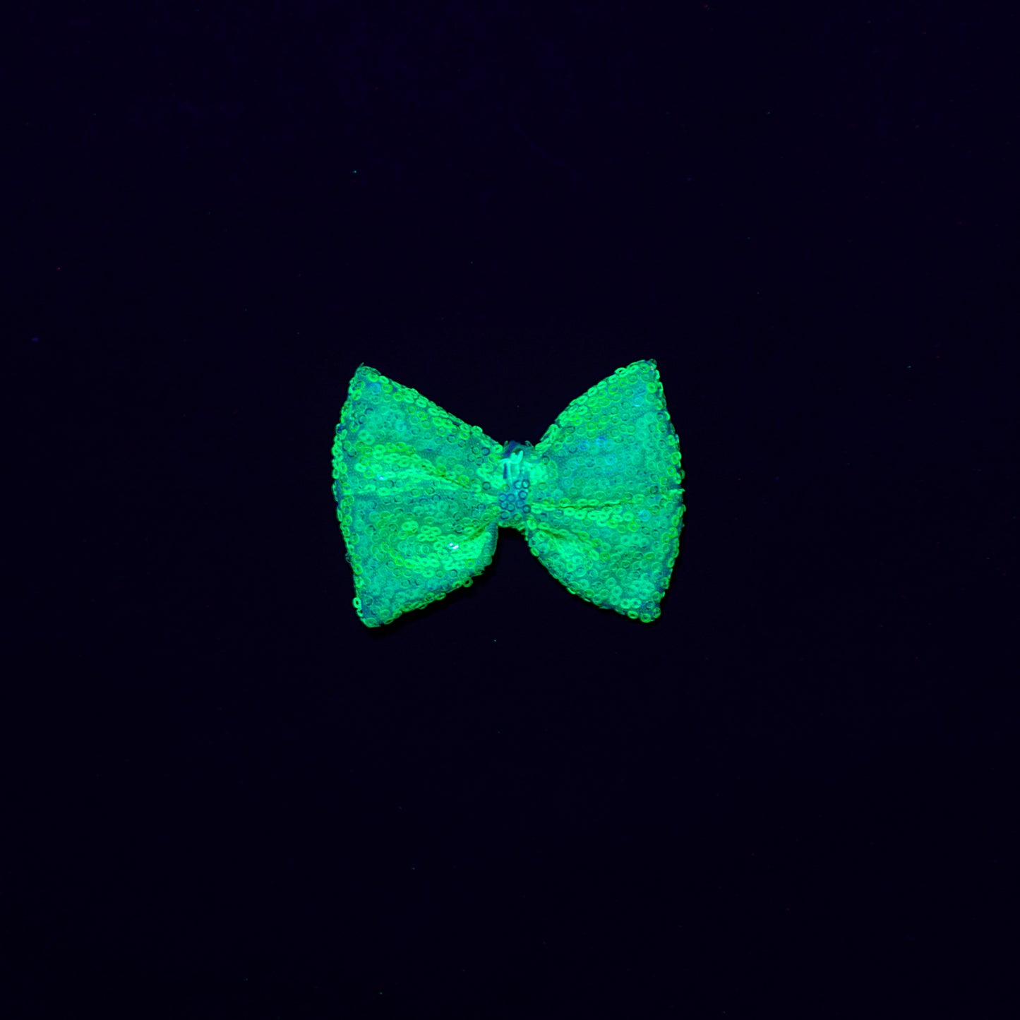 A Leading Role Green Glow Bow Ties