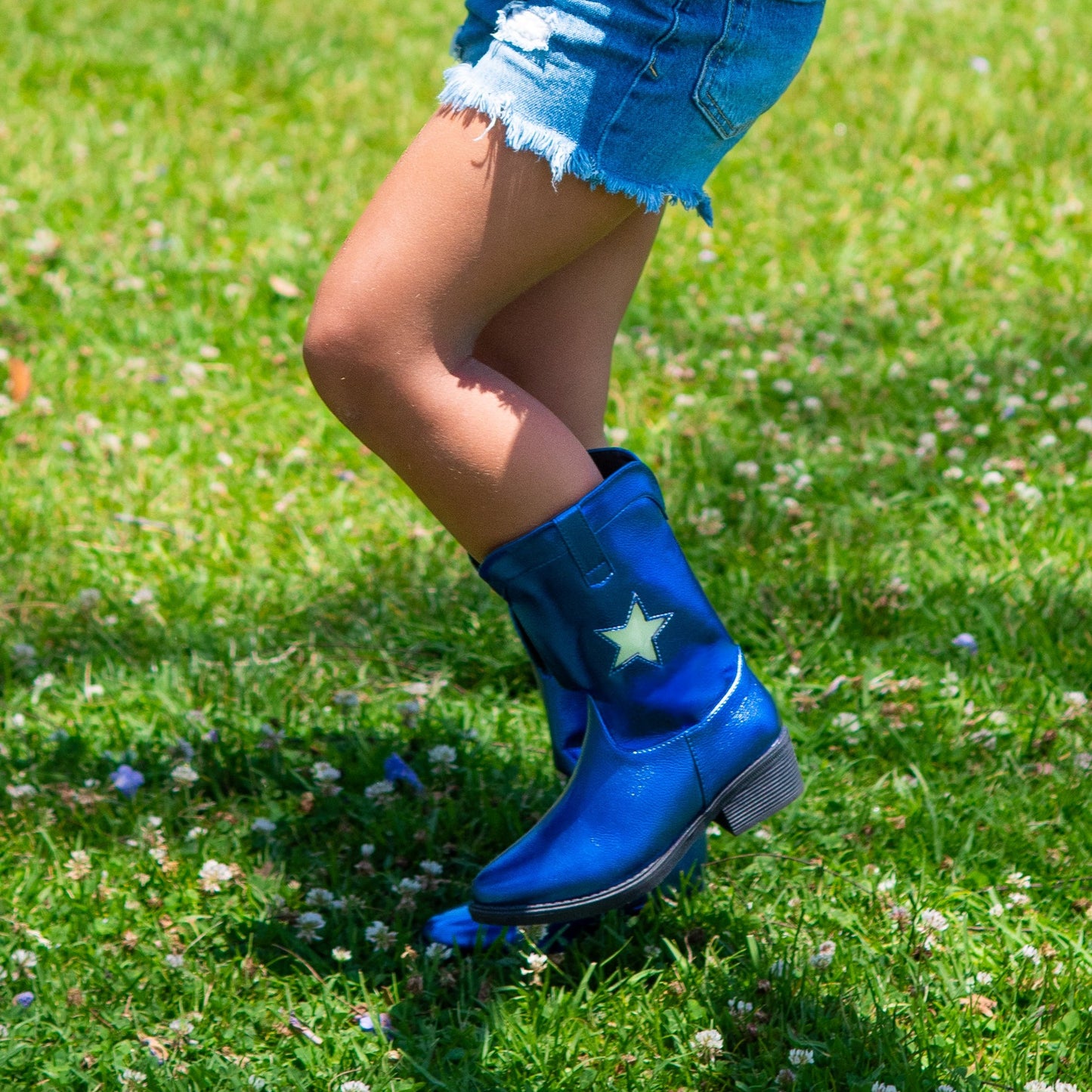 A Leading Role Blue Metallic Boots