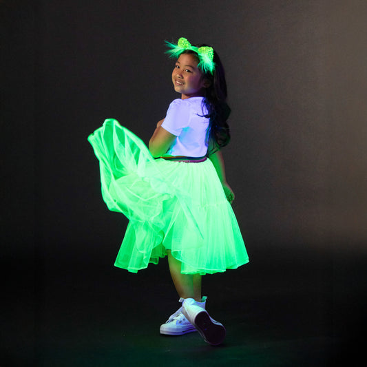 A Leading Role Child Long Green Glow Skirt