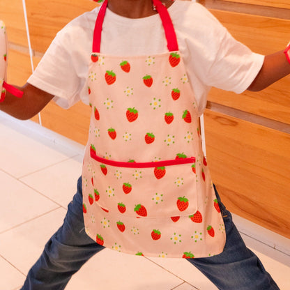 A Leading Role x Strawberry Shortcake Child Cooking Classic Apron Dress Up